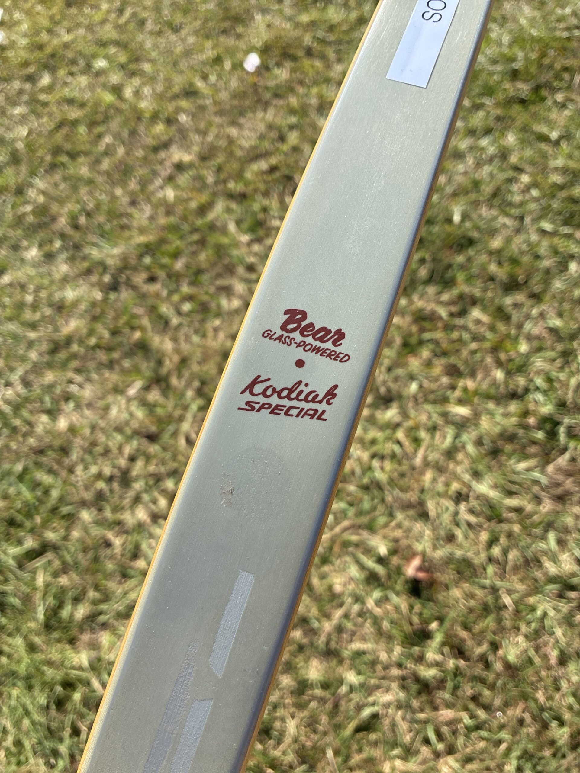 BEAR KODIAK SPECIAL 66" 47#@28" LH RECURVE - Image 5
