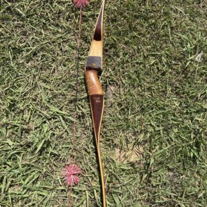 BEAR KODIAK 60" 60#@28 RH RECURVE