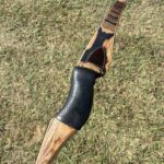 BUCK TRAIL WOLVERINE 52" 50#@27" RH RECURVE