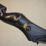BEAR 50TH ANV TD 64" 50@28" RH RECURVE