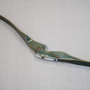 BEAR KODIAK KMMAG 52" 45#@28 RH RECURVE