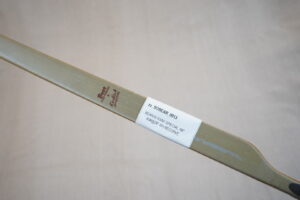 BEAR KODIAK SPECIAL 66" 40#@28" RH RECURVE