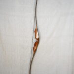 BEN PEARSON PREDITOR 7359 58" 40#@28" RH RECURVE