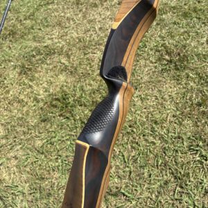 WES WALLACE MENTOR 64" 50#@28 LH RECURVE