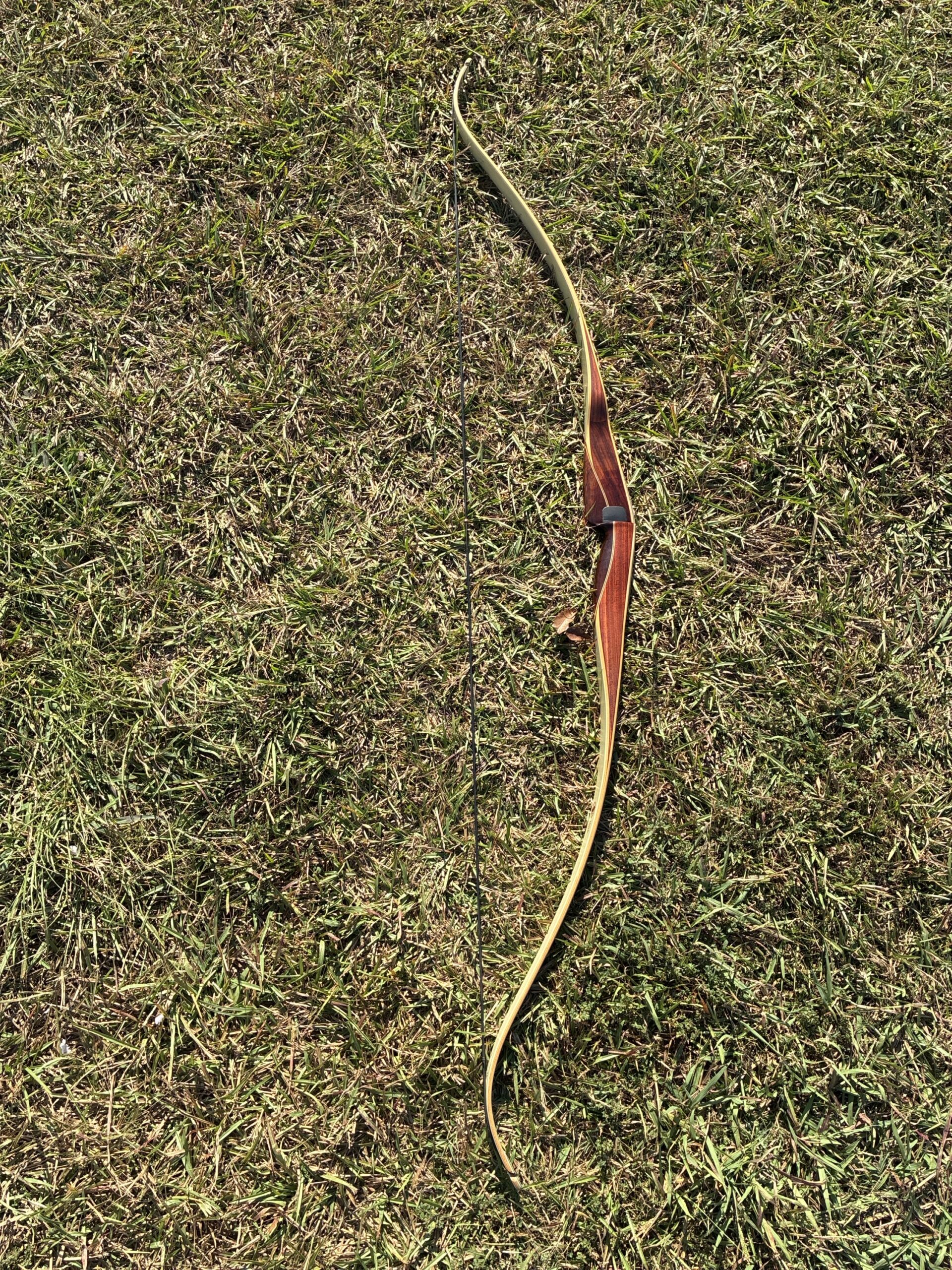 BEAR KODIAK SPECIAL 66" 47#@28" LH RECURVE - Image 2