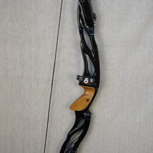 PSE ACHIEVE RH Recurve 3pc 68"- 40# @ 28